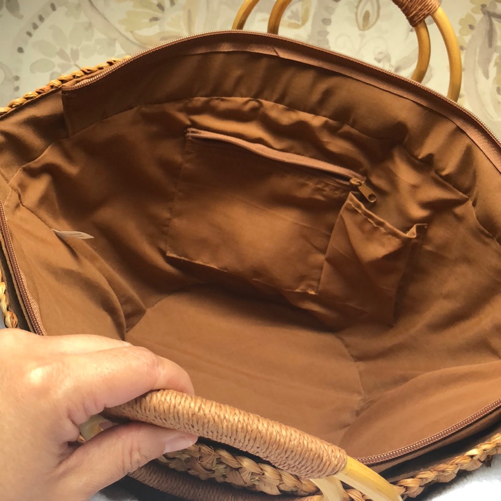 Corn Husk Hand Bag - Picture 3 of 7
